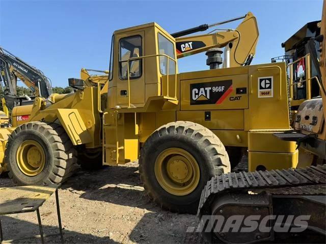 CAT 966 F Iekrāvēji uz riteņiem
