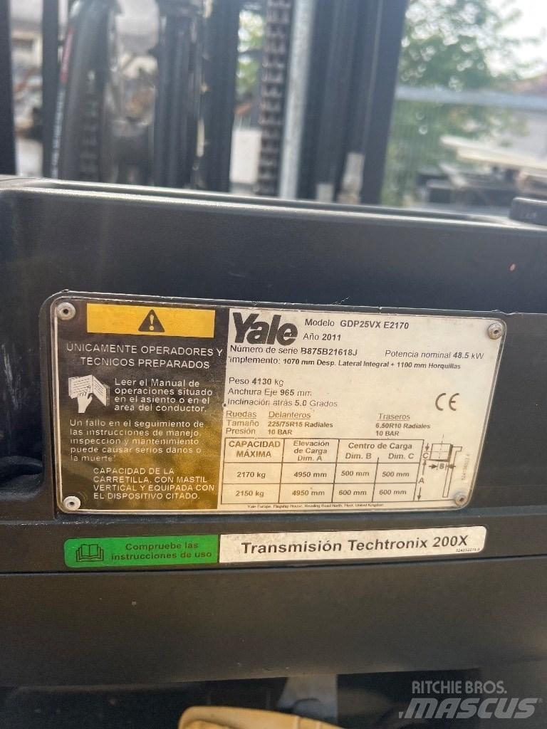 Yale 2500D Tehnika ar dīzeļa dzinēju