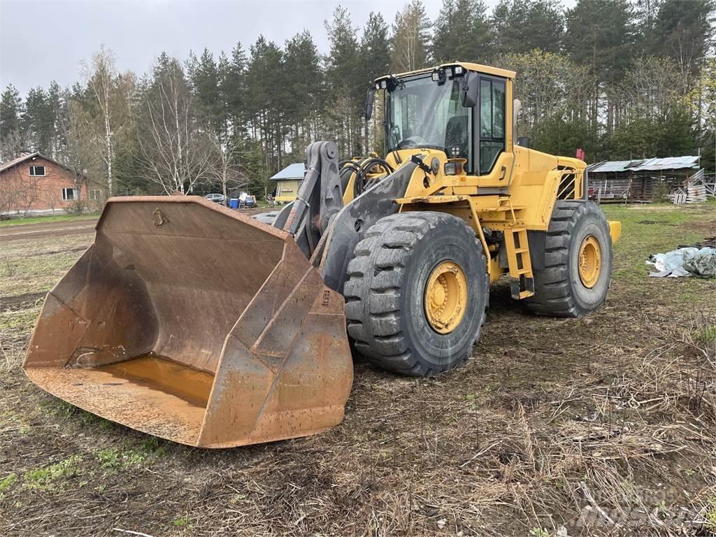 Volvo L220F Iekrāvēji uz riteņiem