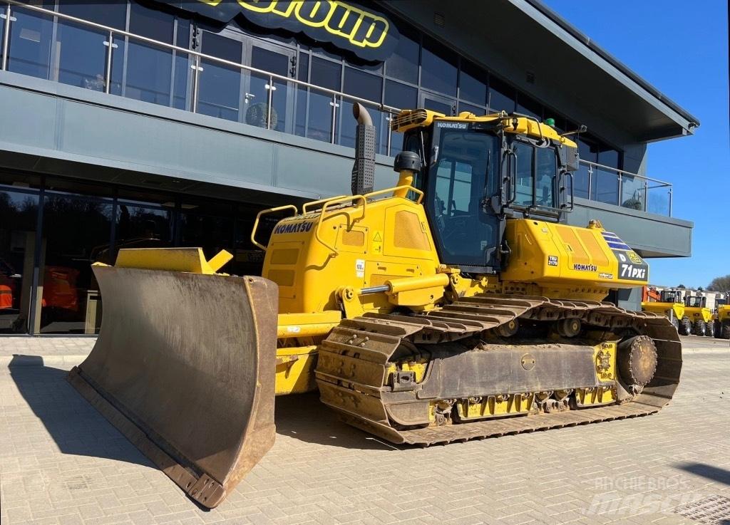 Komatsu D 71P Xi Kāpurķēžu buldozeri