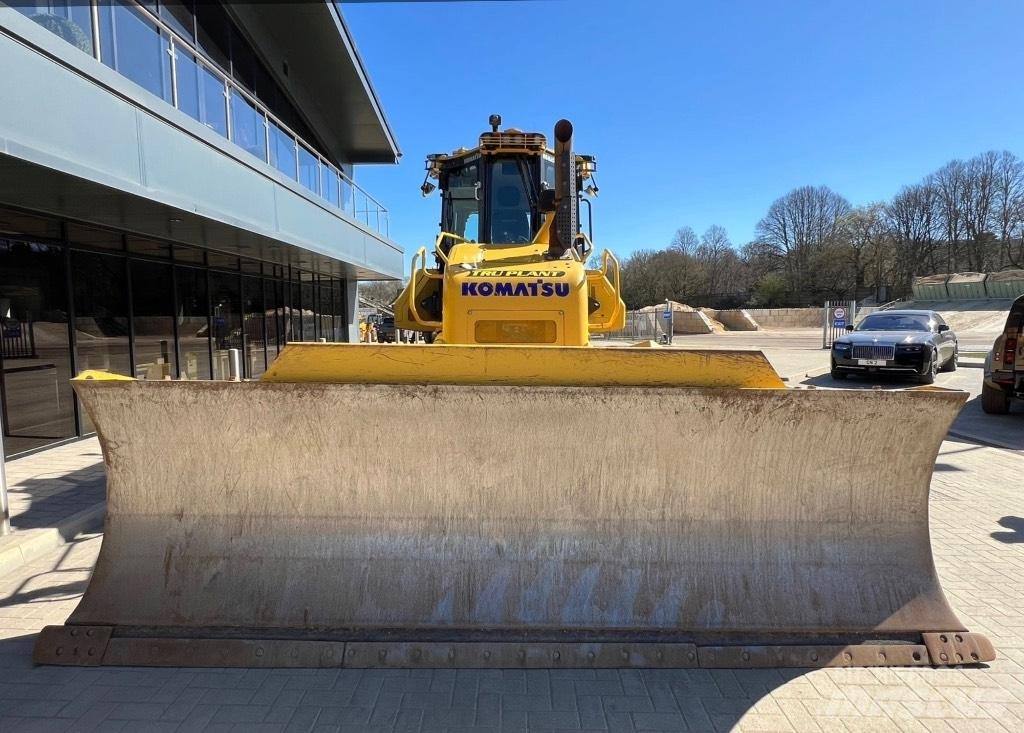 Komatsu D 71P Xi Kāpurķēžu buldozeri