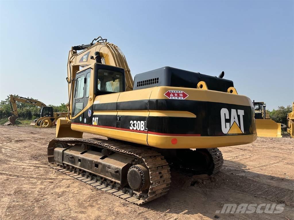 CAT 330 B Kāpurķēžu ekskavatori