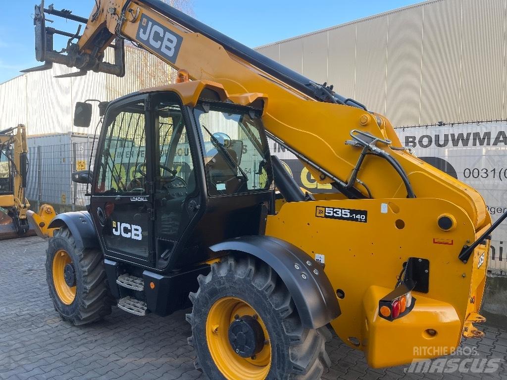 JCB 535-140 Hiviz Teleskopiskie manipulatori