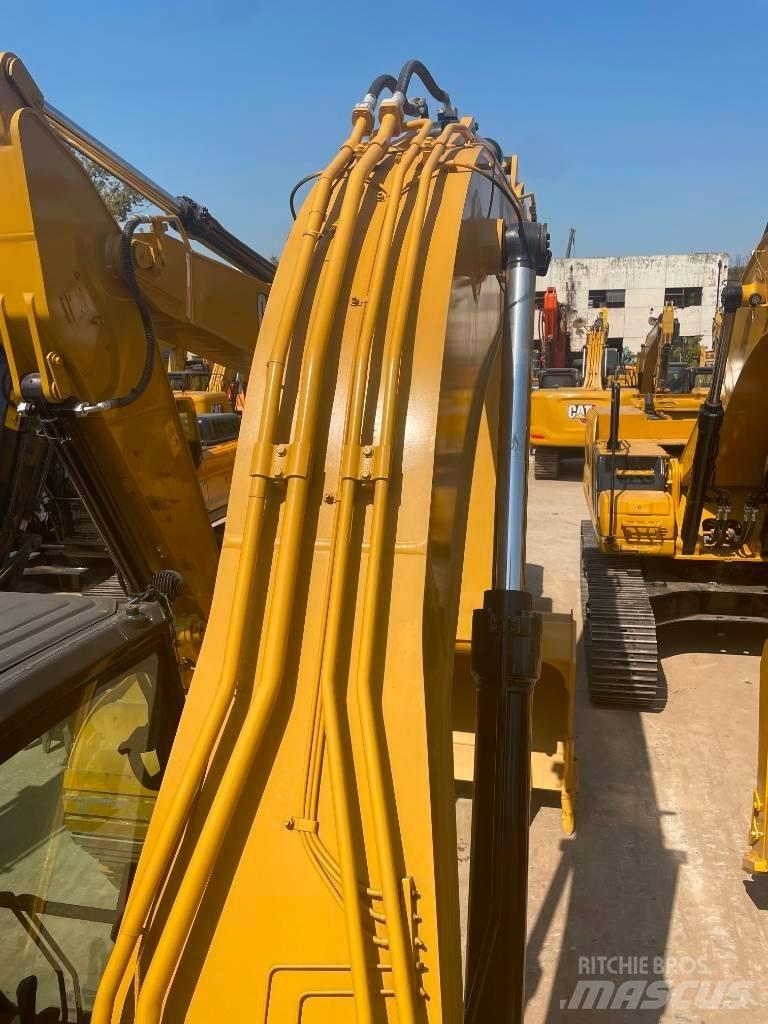 CAT 330 GC Kāpurķēžu ekskavatori