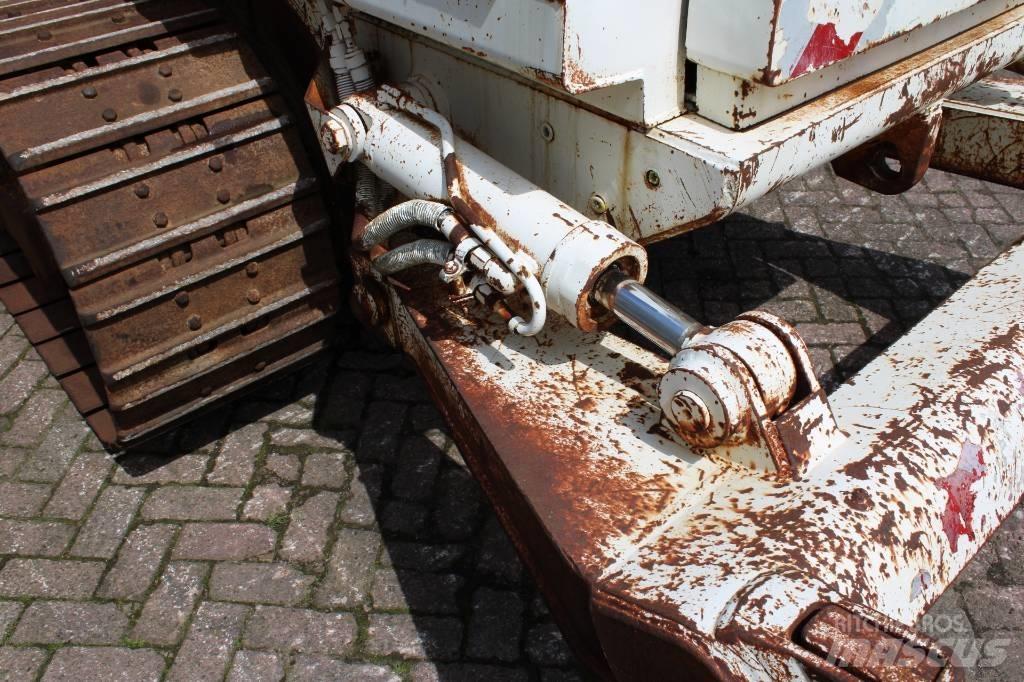 CAT 953 Kāpurķēžu iekrāvēji