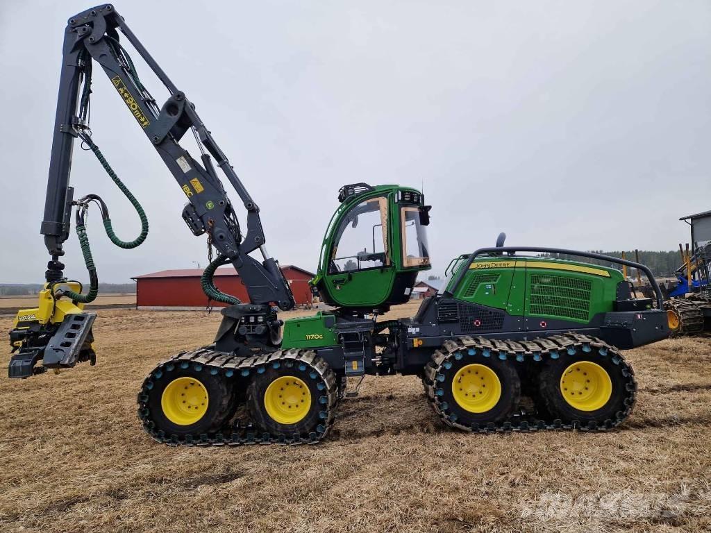 John Deere 1170 G Harvesteri
