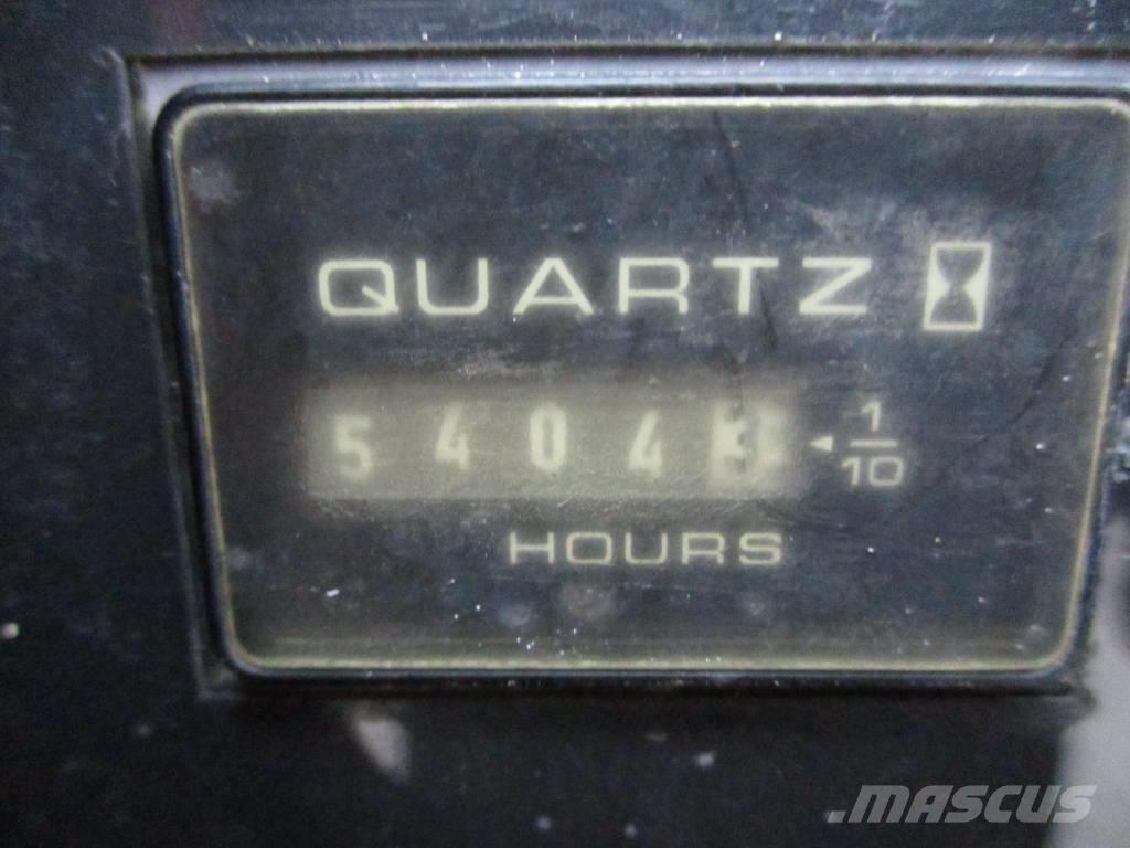 JLG 510 AJ (557) Kompakts pacēlājs ar rotējošu strēli