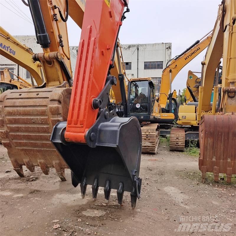 Doosan 225 LC Kāpurķēžu ekskavatori