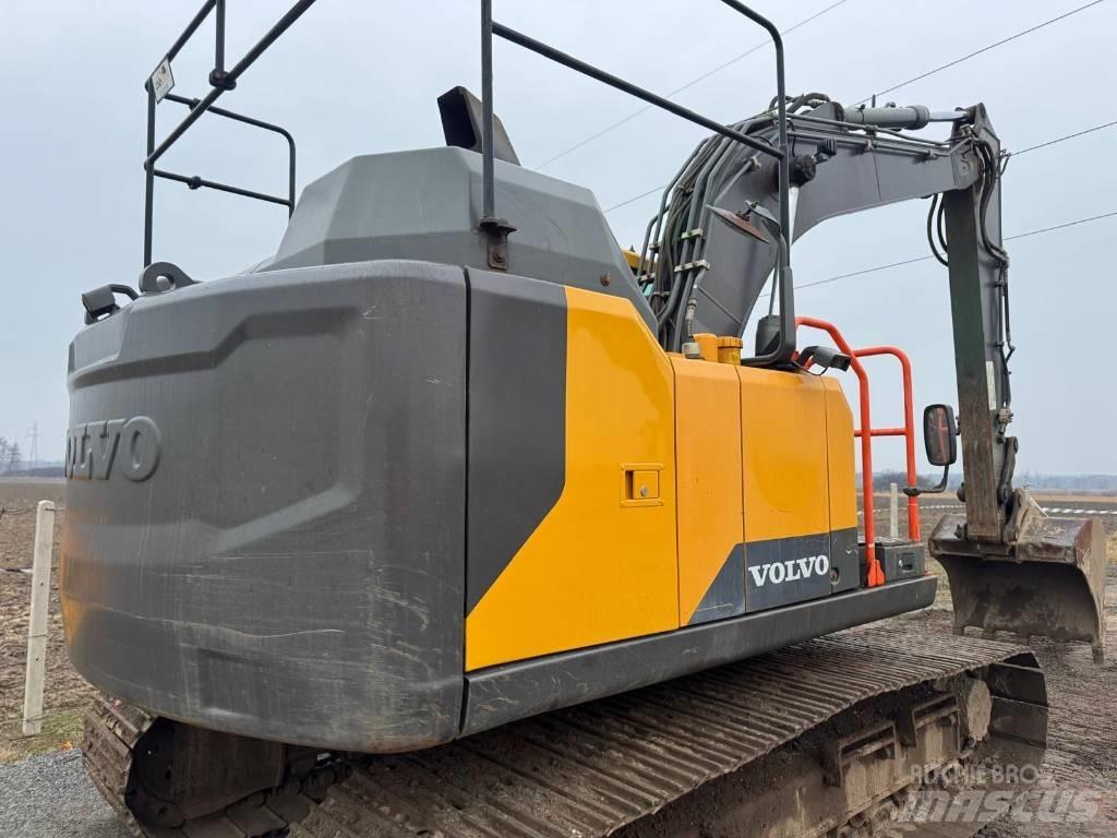 Volvo EC 140 EL Kāpurķēžu ekskavatori