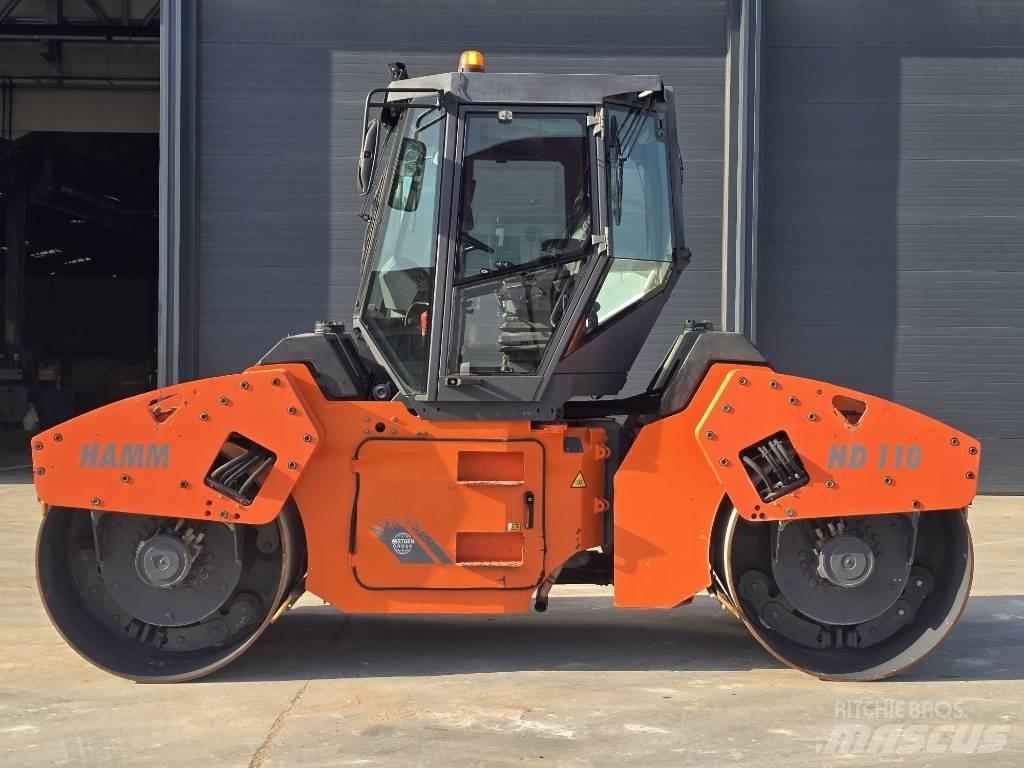 Hamm HD 110 Divvalču grunts veltņi