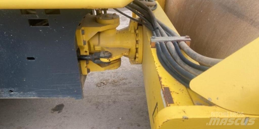Bomag BW 213 D H-4 Augsnes blīvētāji