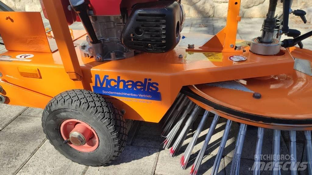Michaelis KM 12 SV Ielu tīrīšanas mašīnas