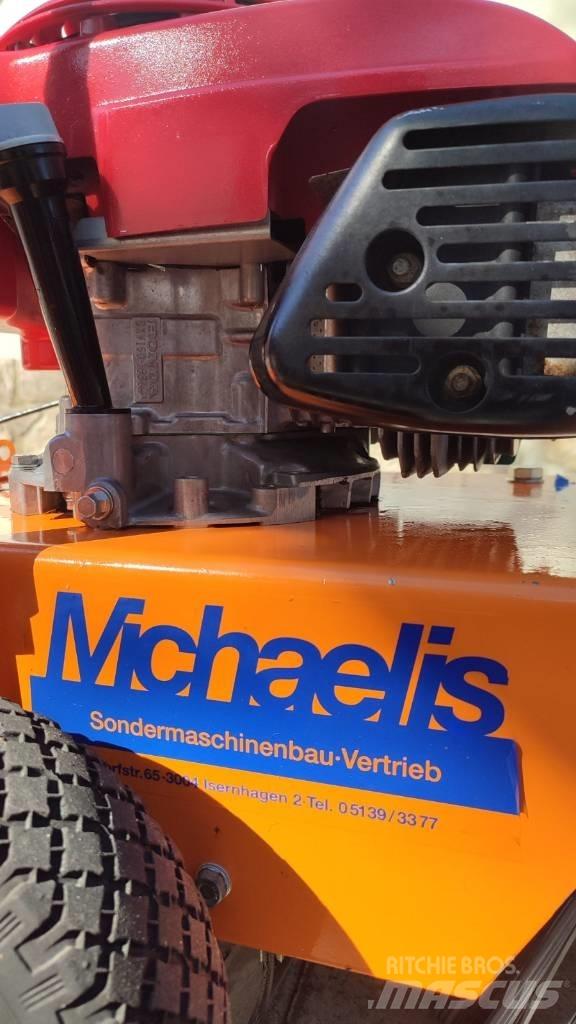 Michaelis KM 12 SV Ielu tīrīšanas mašīnas