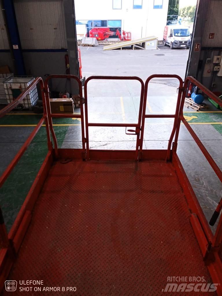 JLG 3369 LE Šķerveida pacēlāji