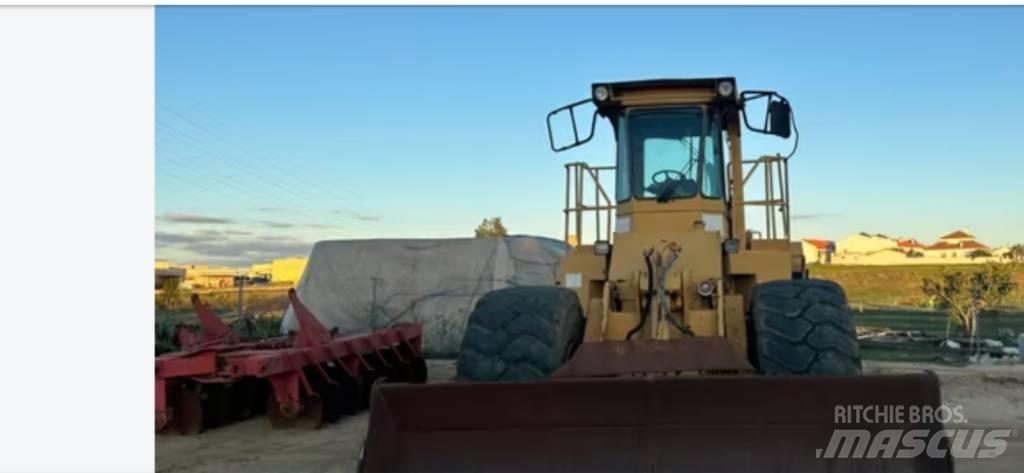 CAT 824 C Riteņu buldozeri