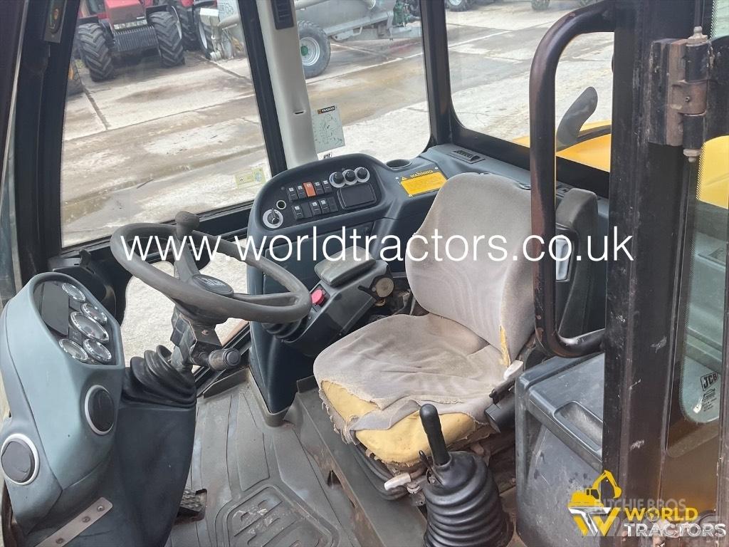JCB TM 300 Teleskopiskie manipulatori