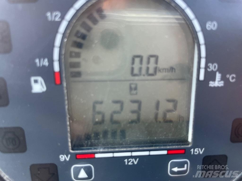 Nilfisk CR 3500 Ielu tīrīšanas mašīnas