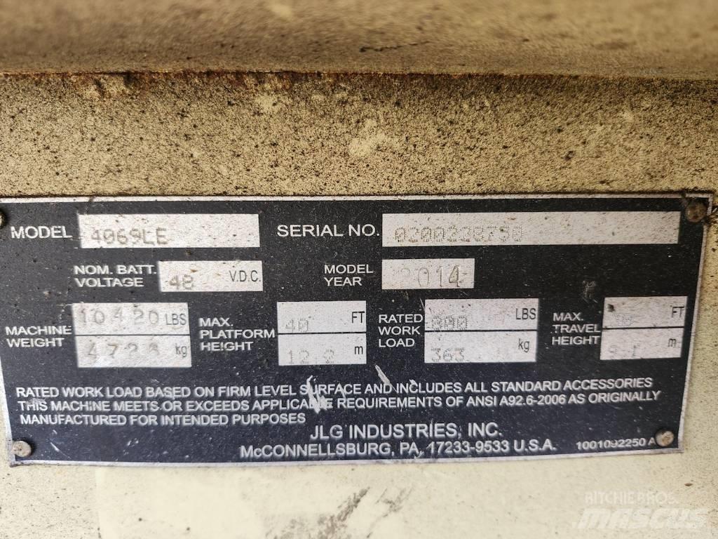 JLG 4069 LE Šķerveida pacēlāji
