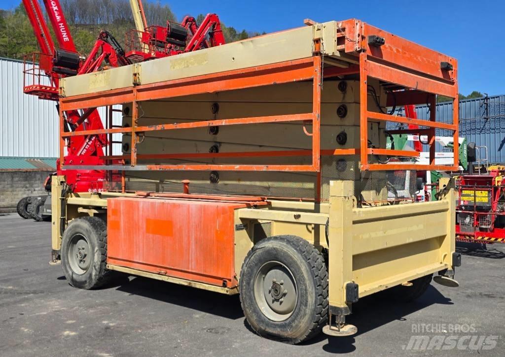 JLG 245-25 Šķerveida pacēlāji