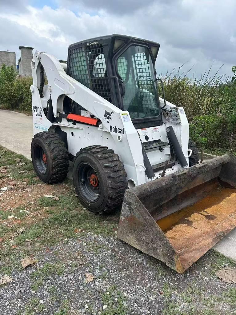 Bobcat S 300 Lietoti riteņu kompaktiekrāvēji