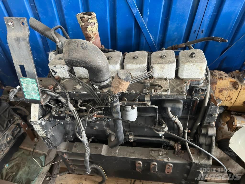 CASE 6-590 ENGINE Dzinēji