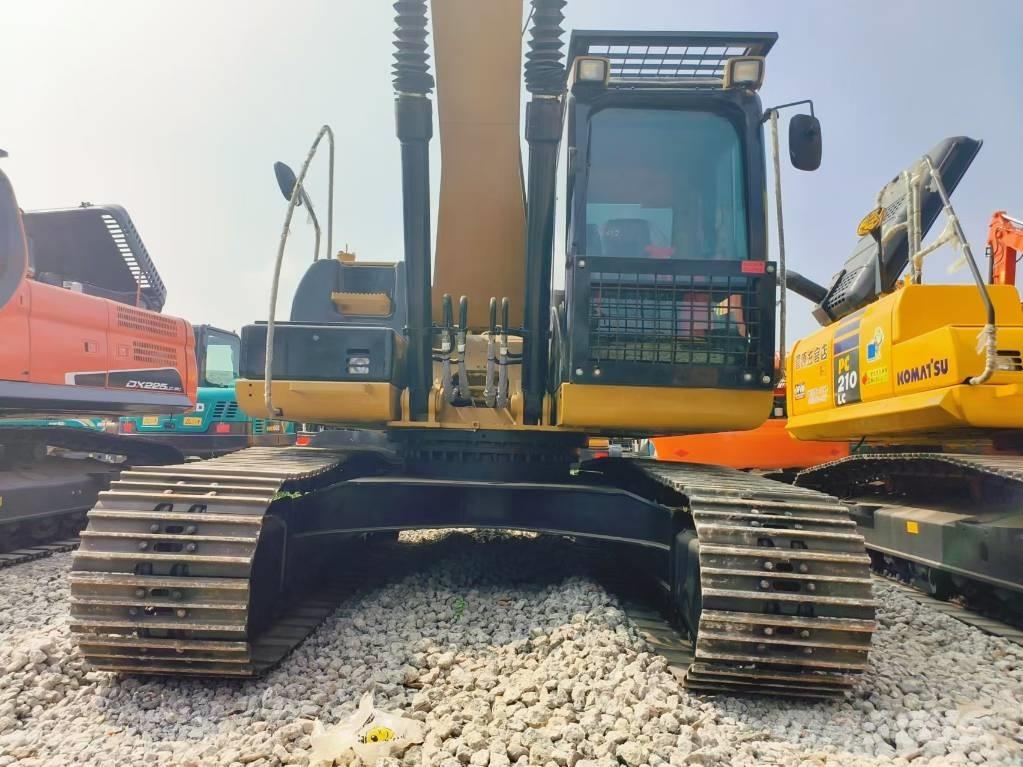 CAT 320 D Kāpurķēžu ekskavatori
