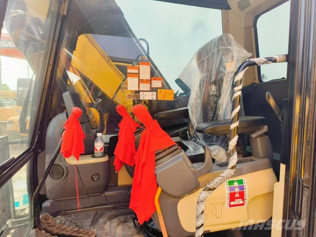 CAT 320 D Kāpurķēžu ekskavatori