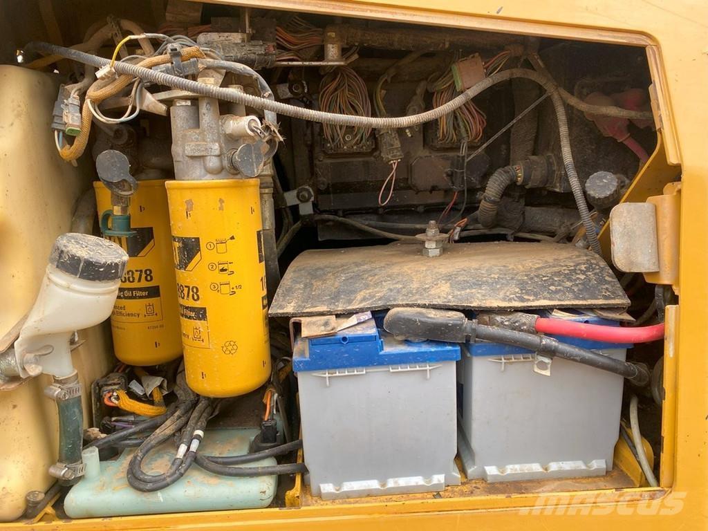 CAT D6 K LGP Kāpurķēžu buldozeri