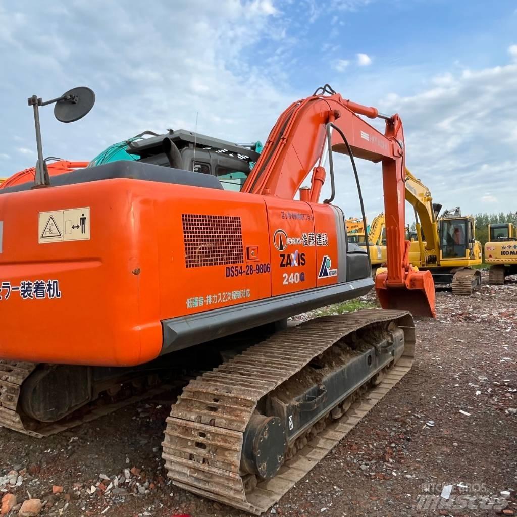 Hitachi zx240 Kāpurķēžu ekskavatori