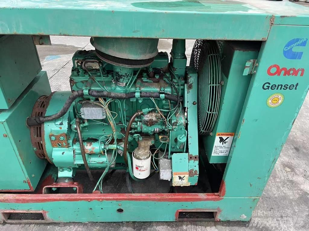  Onon 25KVA Dīzeļģeneratori