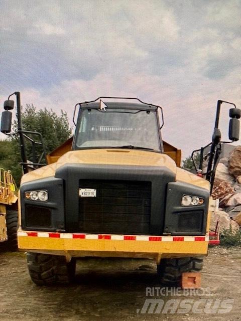 CAT 740 B Artikulētie pašizgāzēji
