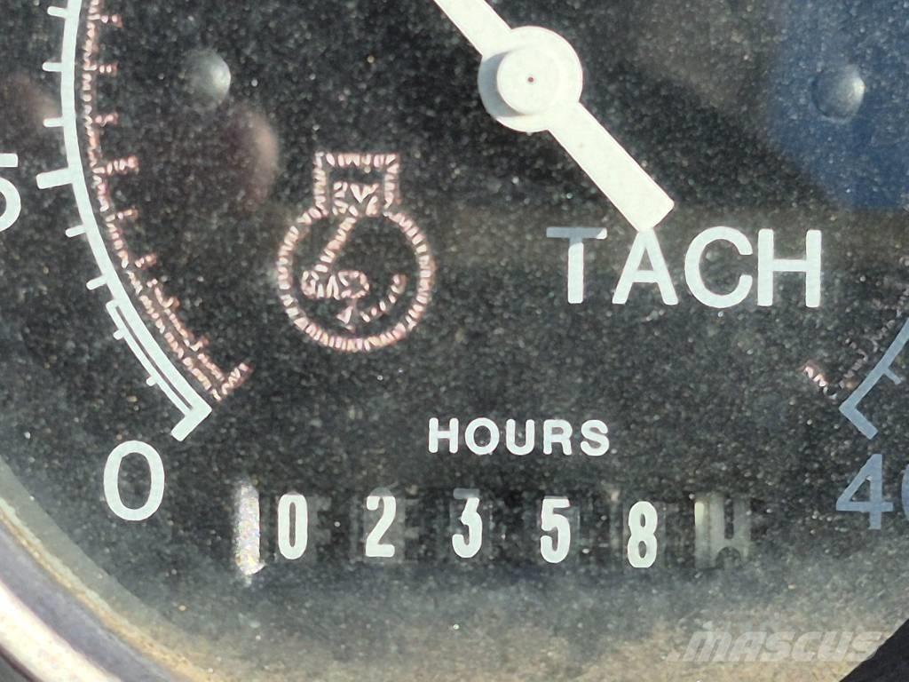 Vermeer V5750 Tranšeju racēji