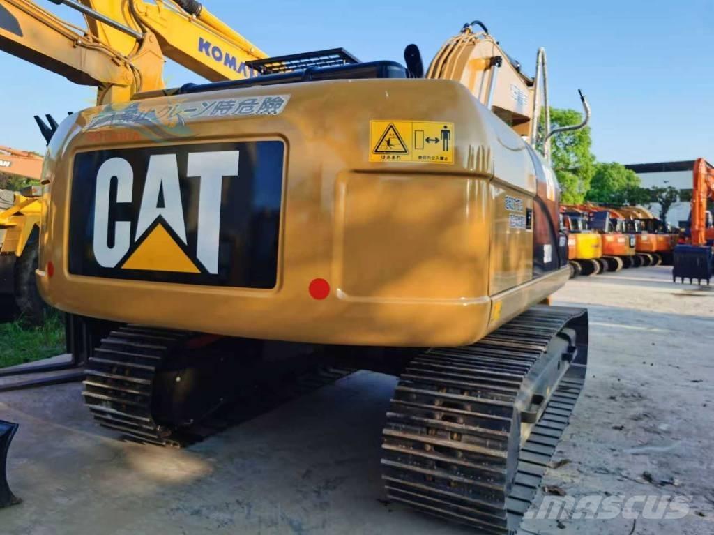 CAT 320d2 Kāpurķēžu ekskavatori