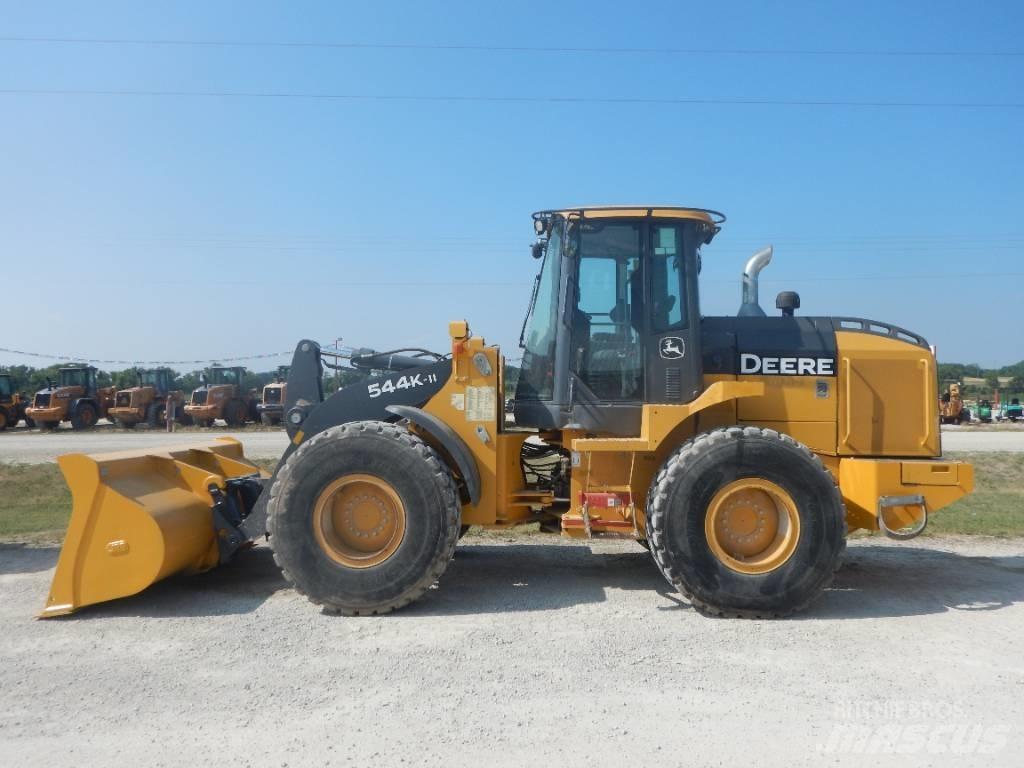 John Deere 544KII Iekrāvēji uz riteņiem