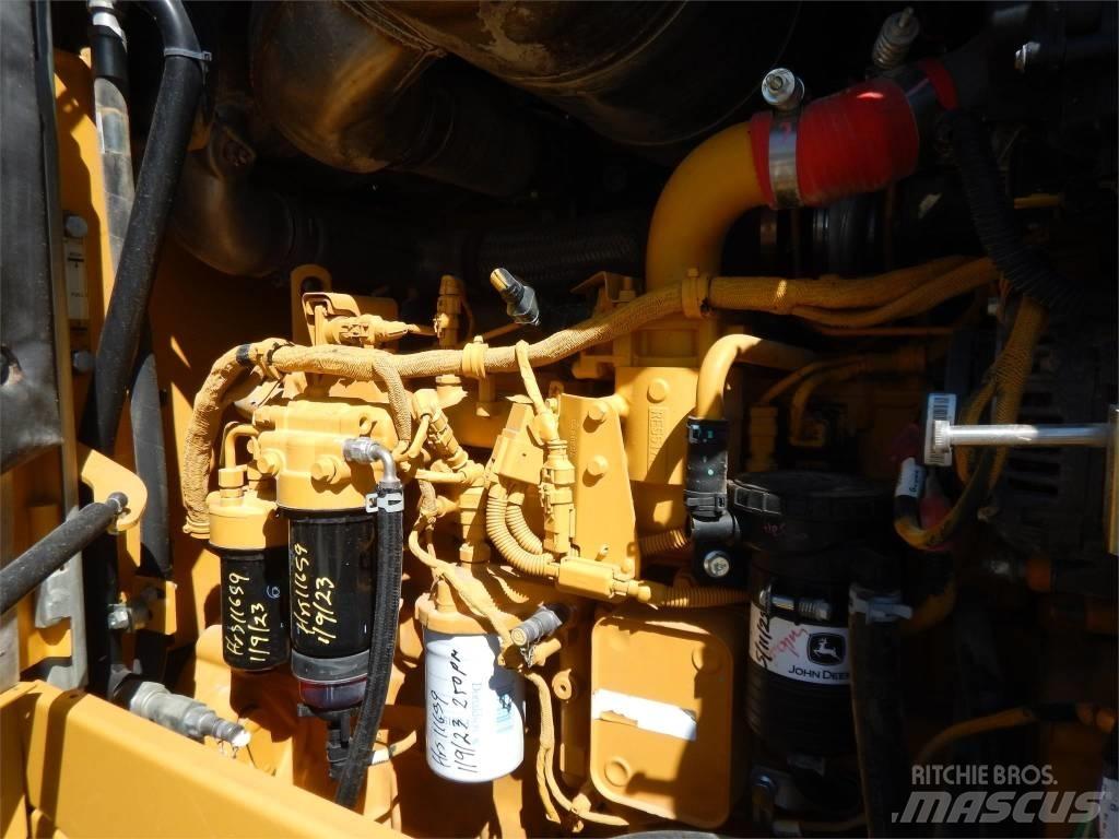 John Deere 544KII Iekrāvēji uz riteņiem