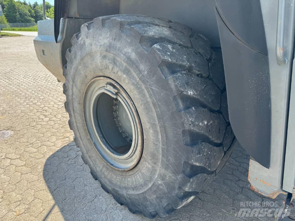 Liebherr L 576 Iekrāvēji uz riteņiem
