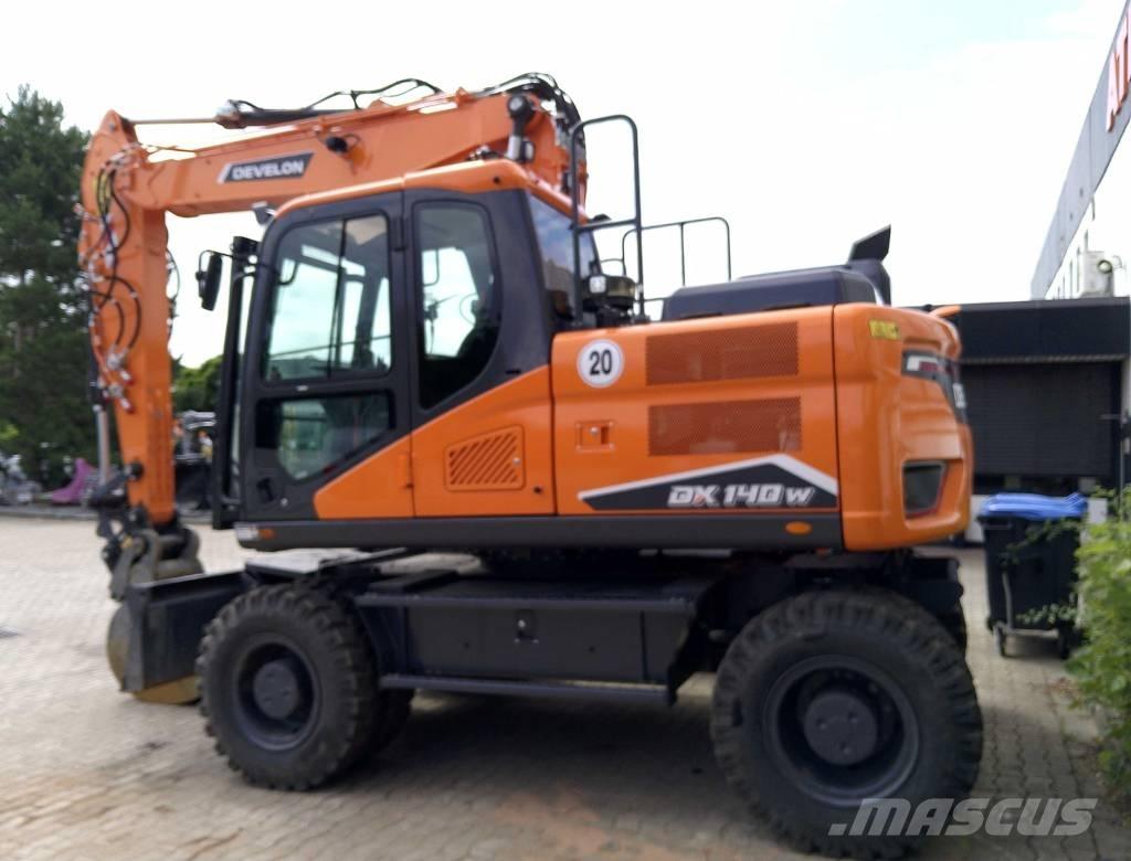 Doosan DX140W-7 Ekskavatori uz riteņiem