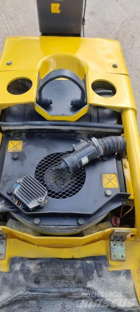 Atlas Copco LH 700 Vibratori