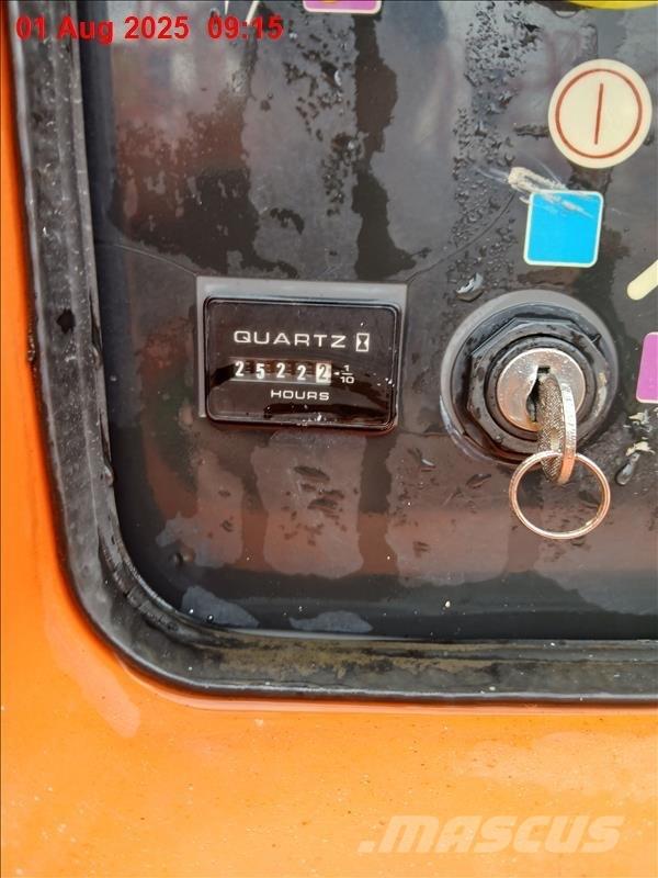 JLG 600 AJ Strēles pacēlāji