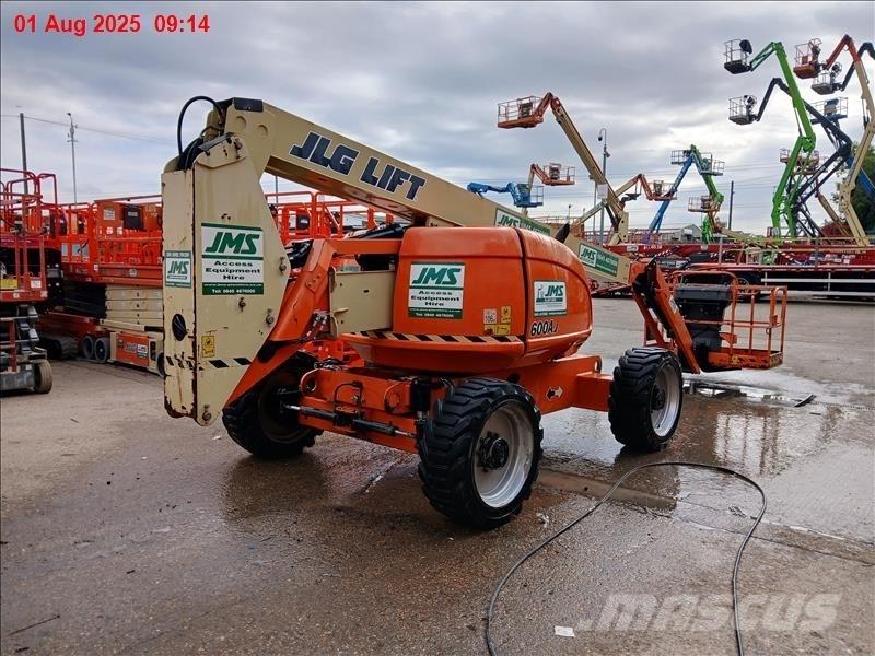 JLG 600 AJ Strēles pacēlāji