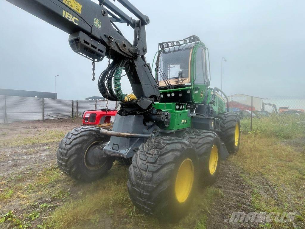 John Deere 1170G Harvesteri
