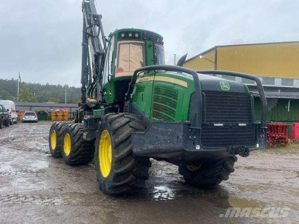 John Deere 1170G Harvesteri