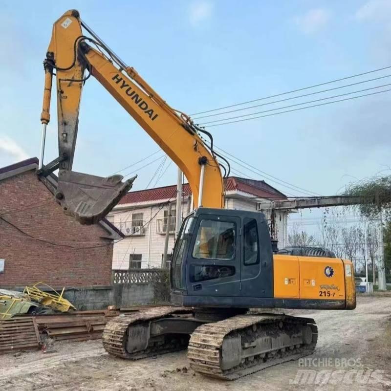 Hyundai Robex 215-7 Kāpurķēžu ekskavatori