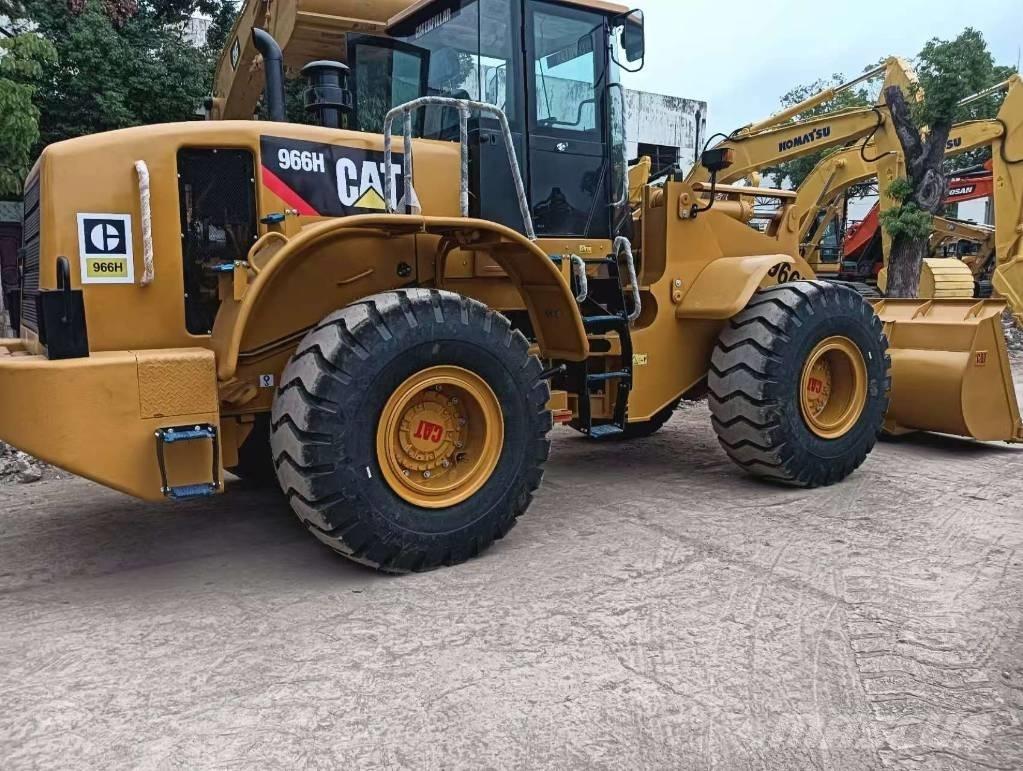 CAT 966H Iekrāvēji uz riteņiem