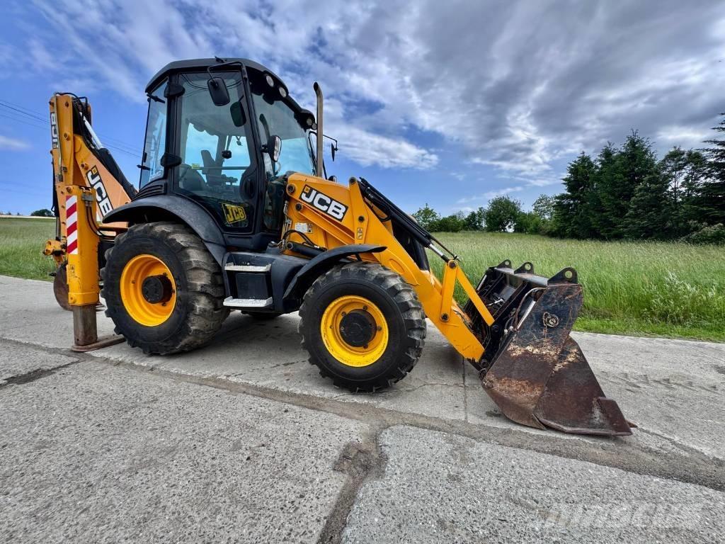 JCB 3 CX Ekskavatori-iekrāvēji
