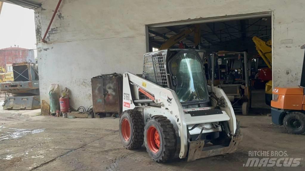 Bobcat S 160 Lietoti riteņu kompaktiekrāvēji