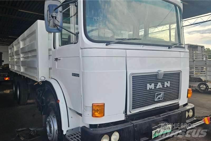 MAN 30-240 Citi
