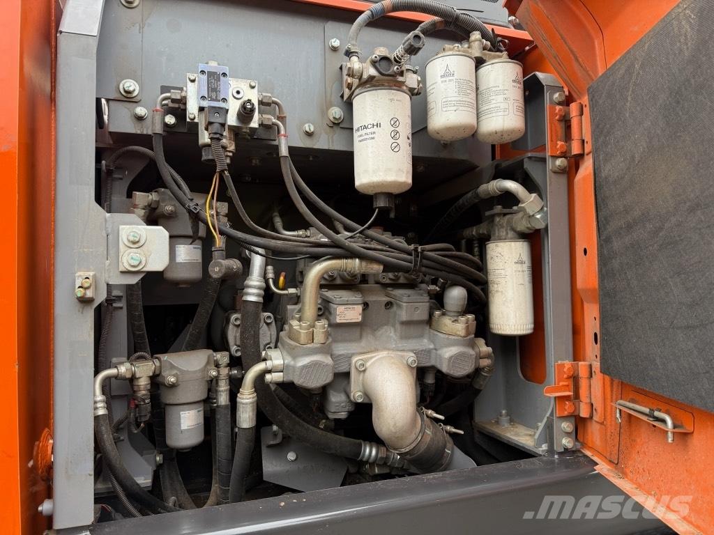 Hitachi ZX 140 W-6 Ekskavatori uz riteņiem