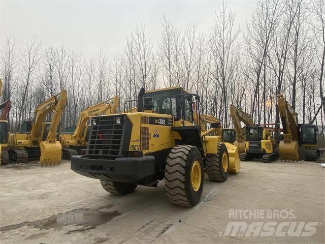Komatsu WA380 Iekrāvēji uz riteņiem