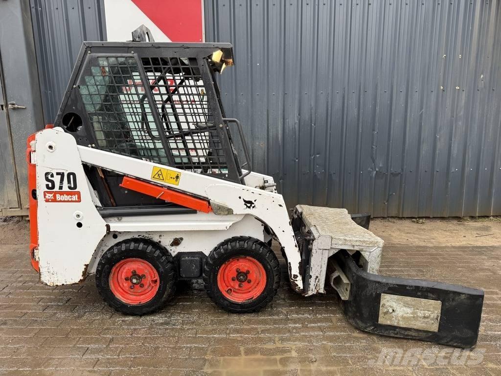 Bobcat S 70 Lietoti riteņu kompaktiekrāvēji